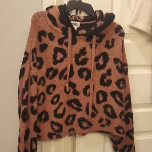 Hooded Cropped Sweater